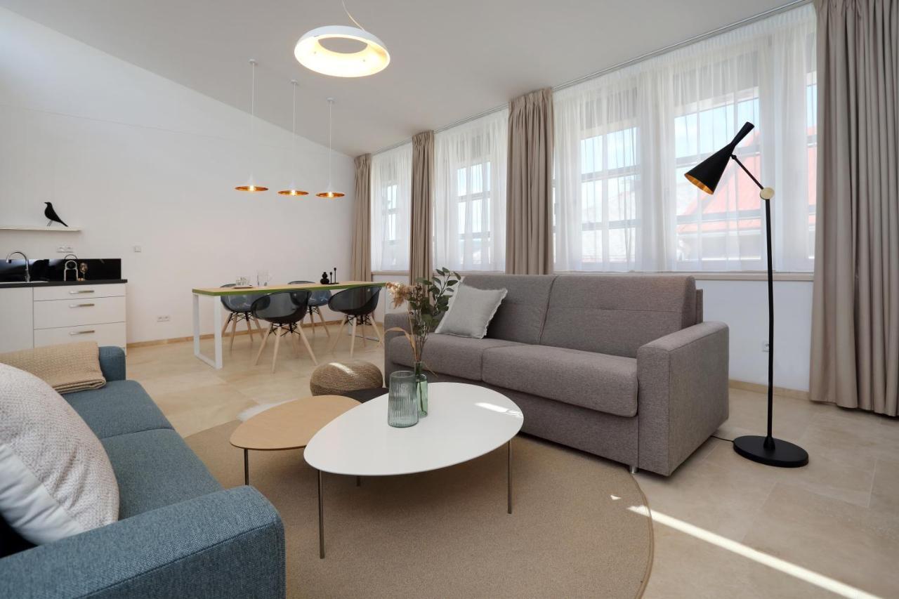 Apartmany Omega Lanskroun Exterior photo